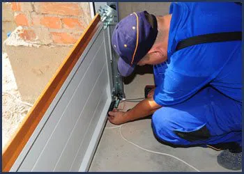 Neighborhood Garage Door Phoenix, AZ 602-718-3546 - cont-door-instiallation-t-22-gr-23m